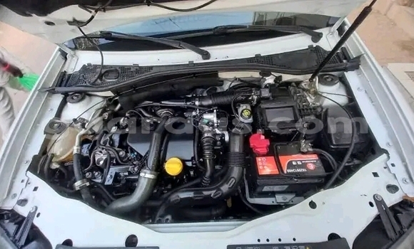 Buy Used Renault Duster White Car in Dakar in Dakar Buy Used Renault Duster White Car in Dakar in Dakar