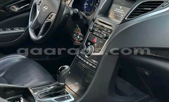 Dieundeu Occasion Hyundai Grandeur Black Auto in Dakar in Dakar Dieundeu Occasion Hyundai Grandeur Black Auto in Dakar in Dakar