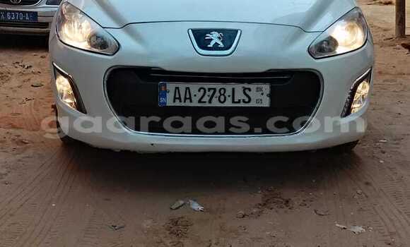 Acheter Occasion Voiture Peugeot 308 Blanc à Dakar, Dakar Acheter Occasion Voiture Peugeot 308 Blanc à Dakar, Dakar