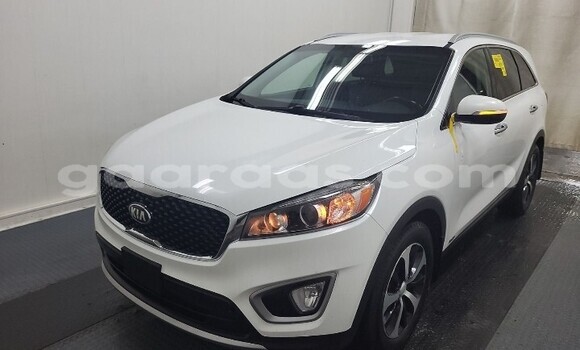 Buy Used Kia Sorento White Car in Dakar in Dakar Buy Used Kia Sorento White Car in Dakar in Dakar