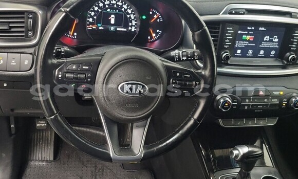 Buy Used Kia Sorento White Car in Dakar in Dakar Buy Used Kia Sorento White Car in Dakar in Dakar