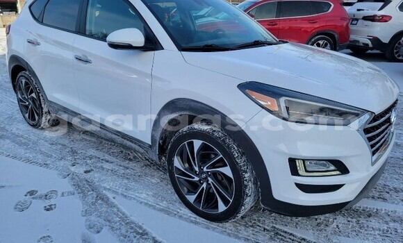 Buy Used Hyundai Tucson White Car in Dakar in Dakar Buy Used Hyundai Tucson White Car in Dakar in Dakar