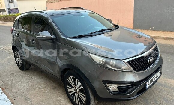 Dieundeu Occasion Kia Sportage Silver Auto in Dakar in Dakar Dieundeu Occasion Kia Sportage Silver Auto in Dakar in Dakar