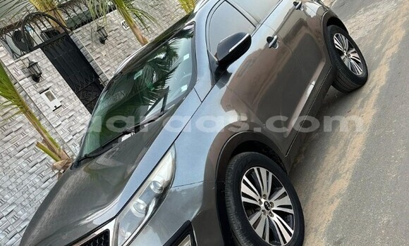 Dieundeu Occasion Kia Sportage Silver Auto in Dakar in Dakar Dieundeu Occasion Kia Sportage Silver Auto in Dakar in Dakar
