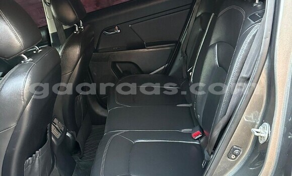 Dieundeu Occasion Kia Sportage Silver Auto in Dakar in Dakar Dieundeu Occasion Kia Sportage Silver Auto in Dakar in Dakar