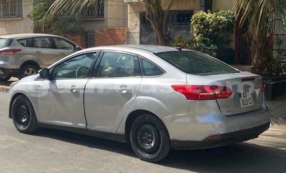 Dieundeu Occasion Ford Focus Beige Auto in Dakar in Dakar Dieundeu Occasion Ford Focus Beige Auto in Dakar in Dakar