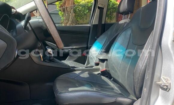 Dieundeu Occasion Ford Focus Beige Auto in Dakar in Dakar Dieundeu Occasion Ford Focus Beige Auto in Dakar in Dakar