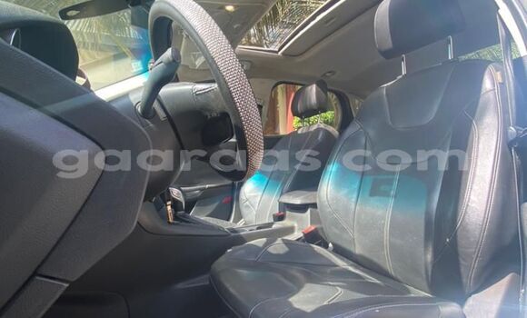 Dieundeu Occasion Ford Focus Beige Auto in Dakar in Dakar Dieundeu Occasion Ford Focus Beige Auto in Dakar in Dakar