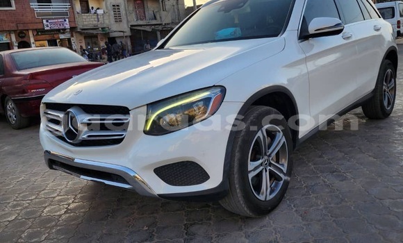 Buy Used Mercedes‒Benz GLC White Car in Dakar in Dakar Buy Used Mercedes‒Benz GLC White Car in Dakar in Dakar