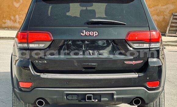 Acheter Import Voiture Jeep Grand Cherokee Noir à Dakar, Dakar Acheter Import Voiture Jeep Grand Cherokee Noir à Dakar, Dakar