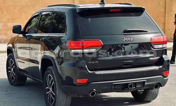Acheter Import Voiture Jeep Grand Cherokee Noir à Dakar, Dakar Acheter Import Voiture Jeep Grand Cherokee Noir à Dakar, Dakar
