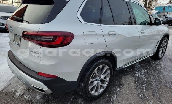 Acheter Occasion Voiture BMW X5 Blanc à Dakar, Dakar Acheter Occasion Voiture BMW X5 Blanc à Dakar, Dakar