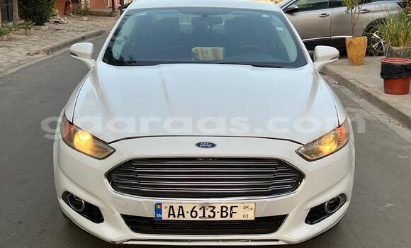 Buy Used Ford Fusion Beige Car in Dakar in Dakar