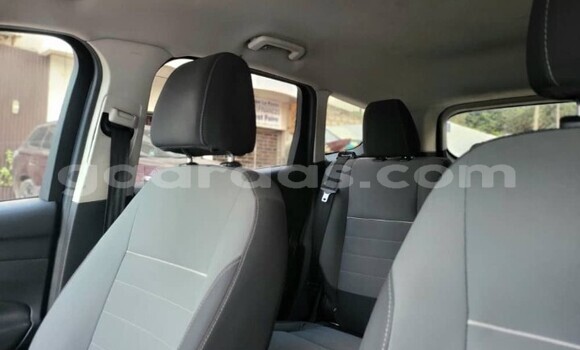 Acheter Occasion Voiture Ford Escape Bleu à Dakar, Dakar Acheter Occasion Voiture Ford Escape Bleu à Dakar, Dakar