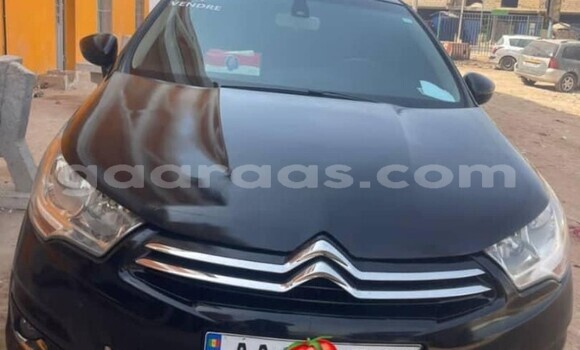 Acheter Occasion Voiture Citroen C4 Noir à Dakar, Dakar Acheter Occasion Voiture Citroen C4 Noir à Dakar, Dakar