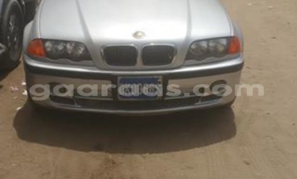Dieundeu Occasion BMW 3–Series Silver Auto in Dakar in Dakar Dieundeu Occasion BMW 3–Series Silver Auto in Dakar in Dakar