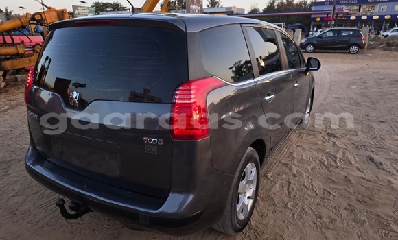 Acheter Occasion Voiture Peugeot 5008 Gris à Dakar, Dakar Acheter Occasion Voiture Peugeot 5008 Gris à Dakar, Dakar