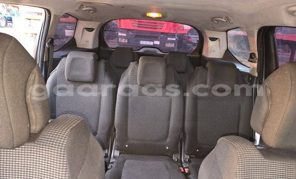 Acheter Occasion Voiture Peugeot 5008 Gris à Dakar, Dakar Acheter Occasion Voiture Peugeot 5008 Gris à Dakar, Dakar