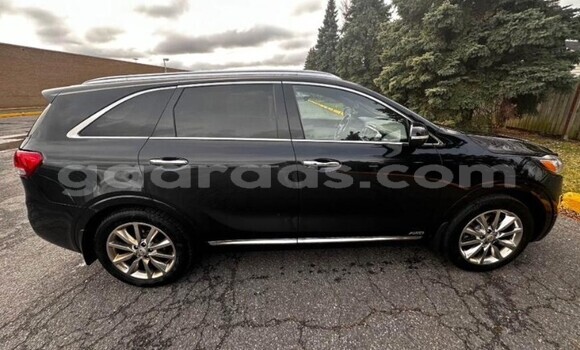 Acheter Occasion Voiture Kia Sorento Noir à Dakar, Dakar Acheter Occasion Voiture Kia Sorento Noir à Dakar, Dakar