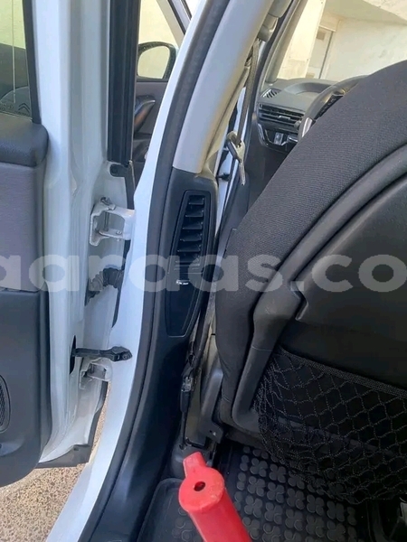 Big with watermark citroen c4 dakar dakar 27592