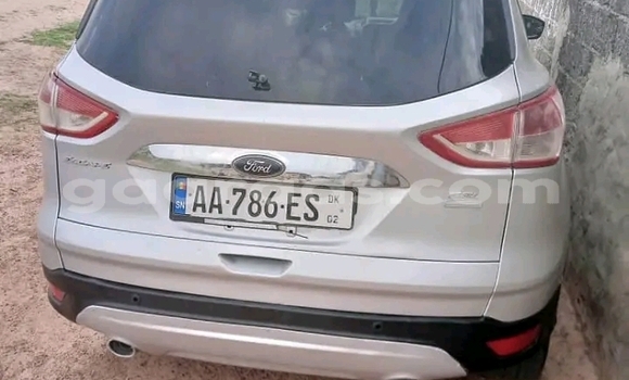 Dieundeu Occasion Ford Escape White Auto in Dakar in Dakar Dieundeu Occasion Ford Escape White Auto in Dakar in Dakar