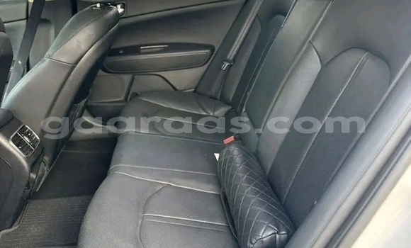 Dieundeu Occasion Kia K5 White Auto in Dakar in Dakar Dieundeu Occasion Kia K5 White Auto in Dakar in Dakar