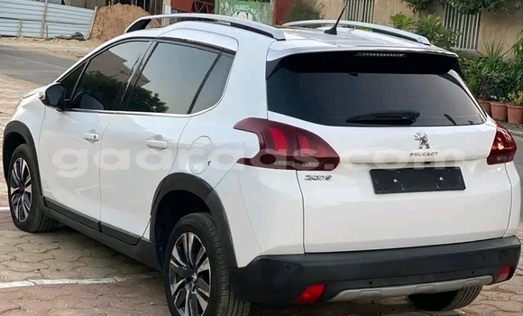 Dieundeu Occasion Peugeot 2008 White Auto in Dakar in Dakar Dieundeu Occasion Peugeot 2008 White Auto in Dakar in Dakar