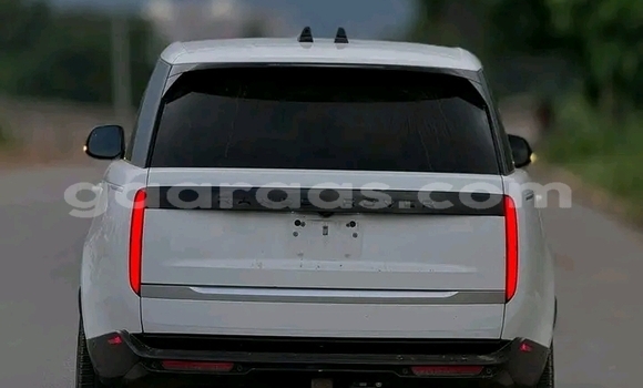 Buy Used Range Rover Evoque White Car in Dakar in Dakar Buy Used Range Rover Evoque White Car in Dakar in Dakar