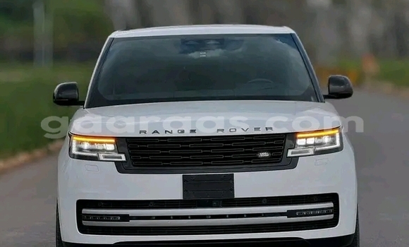 Buy Used Range Rover Evoque White Car in Dakar in Dakar Buy Used Range Rover Evoque White Car in Dakar in Dakar