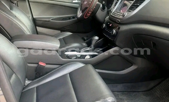 Dieundeu Occasion Hyundai Tucson White Auto in Dakar in Dakar Dieundeu Occasion Hyundai Tucson White Auto in Dakar in Dakar