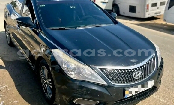 Dieundeu Occasion Hyundai Grandeur Black Auto in Dakar in Dakar Dieundeu Occasion Hyundai Grandeur Black Auto in Dakar in Dakar