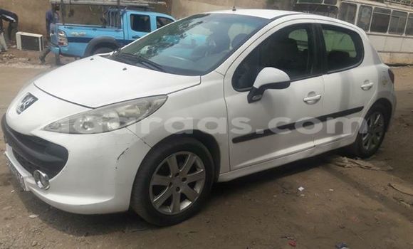 Acheter Occasion Voiture Peugeot 206 Blanc à Gueule Tapee Fass Colobane au Dakar Acheter Occasion Voiture Peugeot 206 Blanc à Gueule Tapee Fass Colobane au Dakar