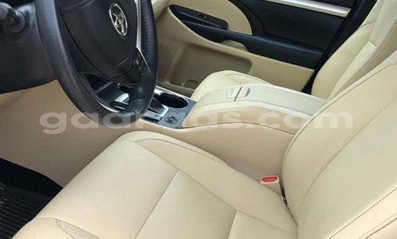 Acheter Occasion Voiture Toyota Highlander Beige à Dakar, Dakar Acheter Occasion Voiture Toyota Highlander Beige à Dakar, Dakar