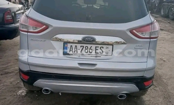 Acheter Occasion Voiture Ford Escape Blanc à Dakar, Dakar