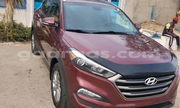 Dieundeu Occasion Hyundai Tucson Red Auto in Dakar in Dakar Dieundeu Occasion Hyundai Tucson Red Auto in Dakar in Dakar