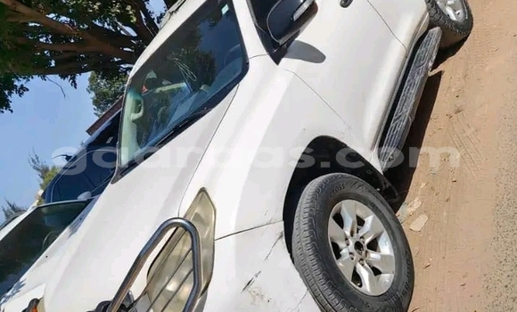 Dieundeu Occasion Toyota Prado White Auto in Dakar in Dakar Dieundeu Occasion Toyota Prado White Auto in Dakar in Dakar