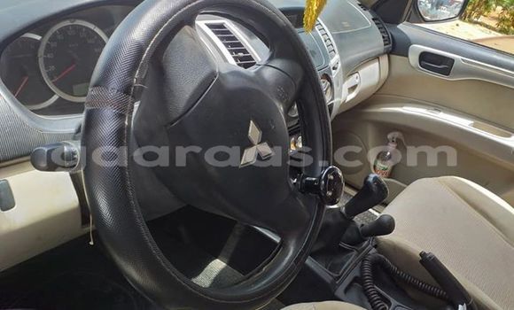 Acheter Occasion Voiture Mitsubishi Pajero Noir à Dakar, Dakar Acheter Occasion Voiture Mitsubishi Pajero Noir à Dakar, Dakar