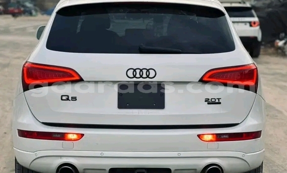 Dieundeu Occasion Audi Q5 White Auto in Dakar in Dakar Dieundeu Occasion Audi Q5 White Auto in Dakar in Dakar