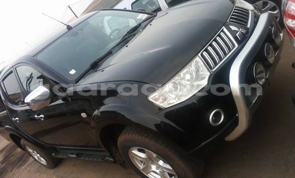 Acheter Occasion Voiture Mitsubishi L200 Noir à Gueule Tapee Fass Colobane au Dakar Acheter Occasion Voiture Mitsubishi L200 Noir à Gueule Tapee Fass Colobane au Dakar