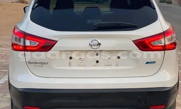 Buy Used Nissan Qashqai White Car in Dakar in Dakar Buy Used Nissan Qashqai White Car in Dakar in Dakar
