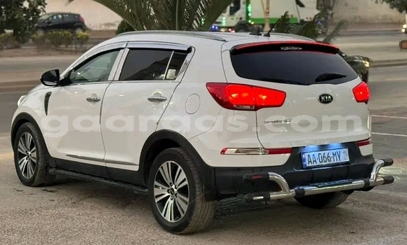 Acheter Occasion Voiture Kia Sportage Blanc à Dakar, Dakar Acheter Occasion Voiture Kia Sportage Blanc à Dakar, Dakar