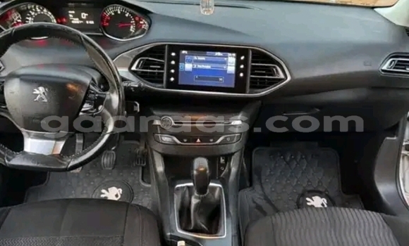 Buy Used Peugeot 308 White Car in Dakar in Dakar Buy Used Peugeot 308 White Car in Dakar in Dakar