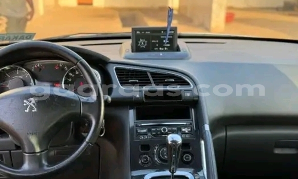 Buy Used Peugeot 3008 White Car in Dakar in Dakar Buy Used Peugeot 3008 White Car in Dakar in Dakar