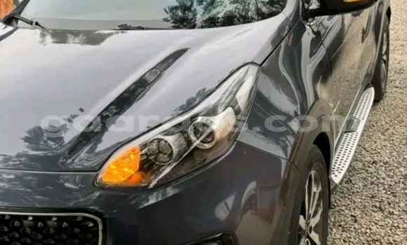 Acheter Occasion Voiture Kia Sportage Noir à Dakar, Dakar Acheter Occasion Voiture Kia Sportage Noir à Dakar, Dakar