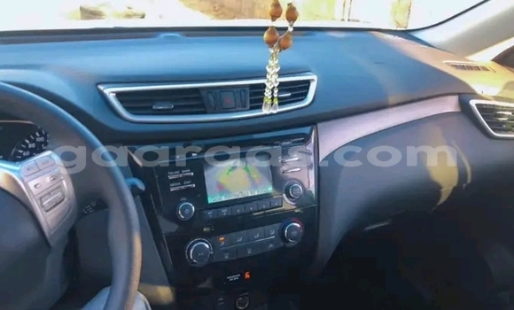 Buy Used Nissan Rogue White Car in Dakar in Dakar Buy Used Nissan Rogue White Car in Dakar in Dakar