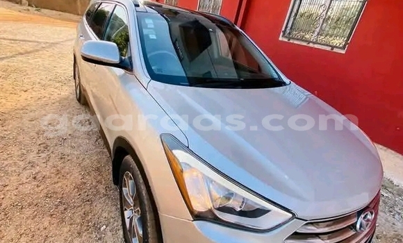 Acheter Occasion Voiture Hyundai Santa Fe Autre à Dakar, Dakar Acheter Occasion Voiture Hyundai Santa Fe Autre à Dakar, Dakar