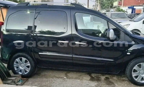 Acheter Occasion Voiture Citroen Berlingo Noir à Dakar, Dakar Acheter Occasion Voiture Citroen Berlingo Noir à Dakar, Dakar