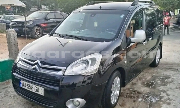 Acheter Occasion Voiture Citroen Berlingo Noir à Dakar, Dakar Acheter Occasion Voiture Citroen Berlingo Noir à Dakar, Dakar