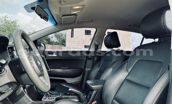 Acheter Import Voiture Kia Sportage Noir à Dakar, Dakar Acheter Import Voiture Kia Sportage Noir à Dakar, Dakar