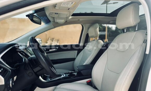 Acheter Import Voiture Ford Edge Blanc à Dakar, Dakar Acheter Import Voiture Ford Edge Blanc à Dakar, Dakar